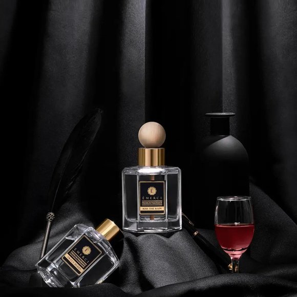 ÉMERCI Wood Ball Stick Premium Fragrance 110ml - Picture 6 of 8